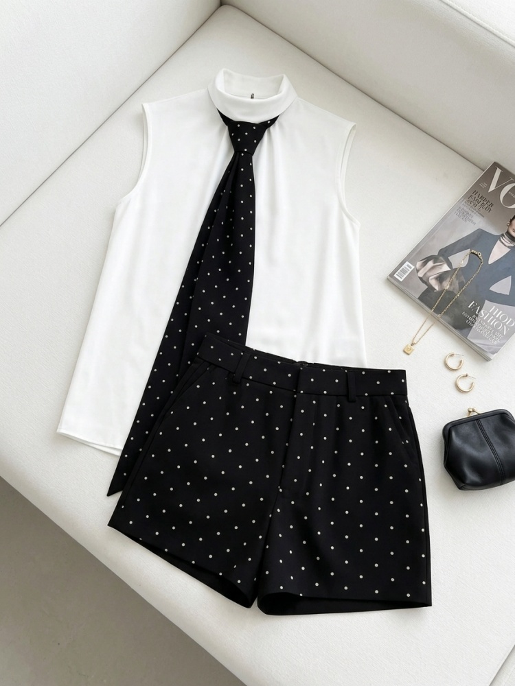 Old Money Tailored Shorts & Ve - Sewing Vest ulasan dan harga